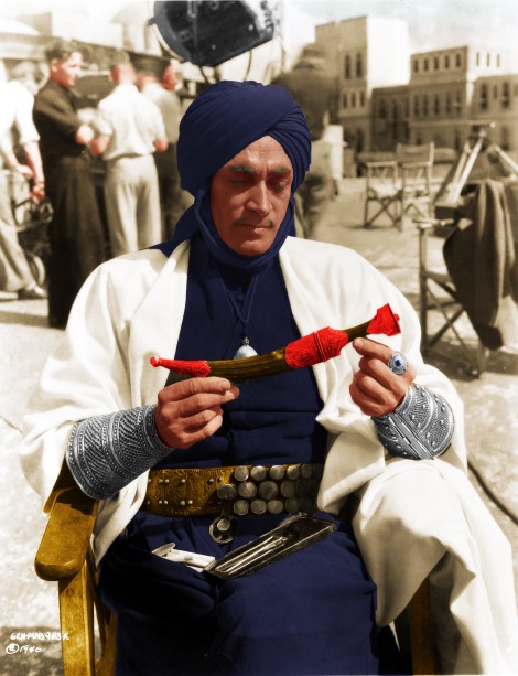 Thief Candid001_edited-Final_edited-1